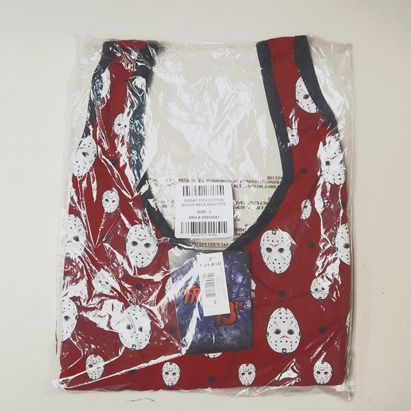 ❤️NWT VINTAGE TORRID SCOOP BRALETTE / FRIDAY THE 13TH JASON VOORHEES WIRELESS - Picture 3 of 10